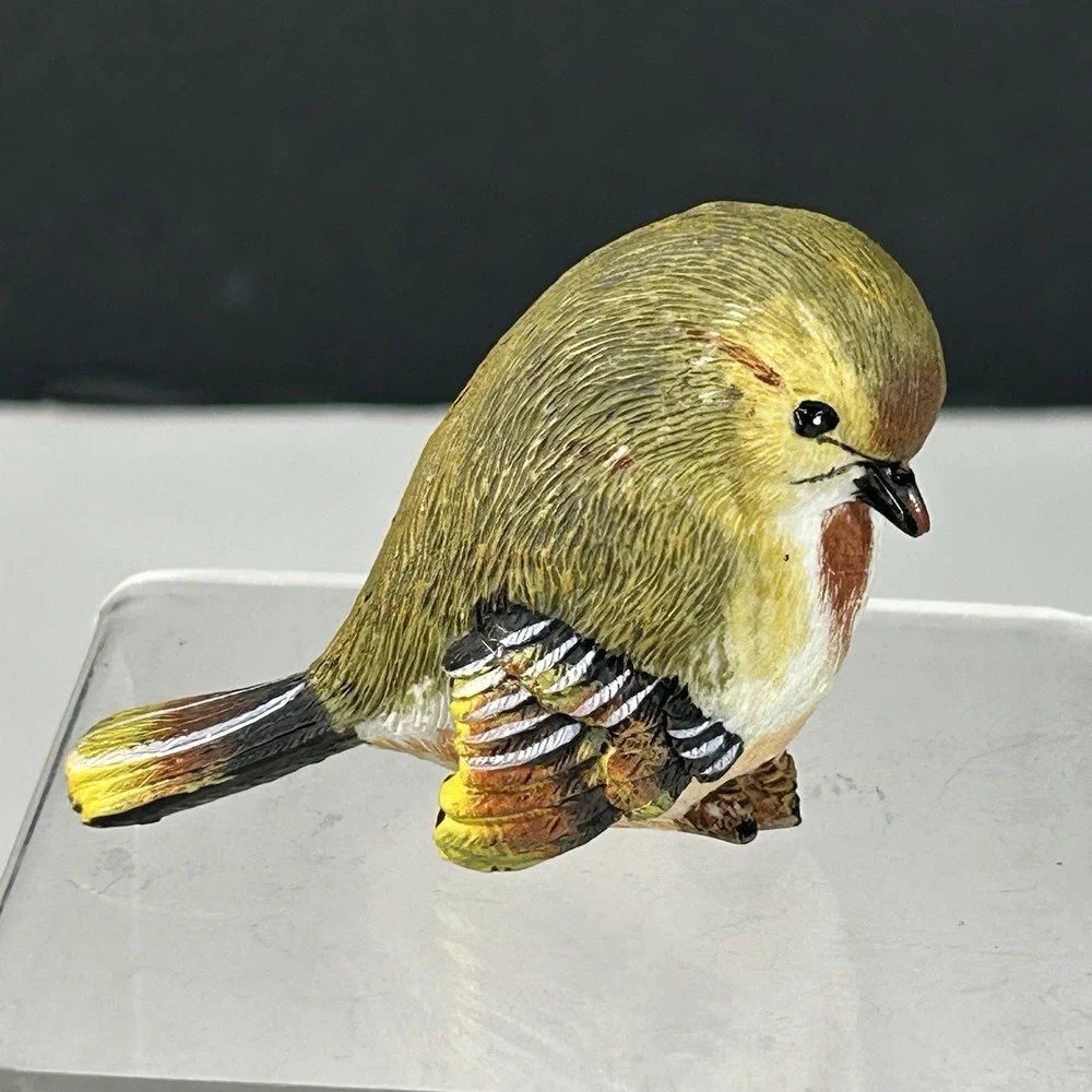 Vtg Warbler Bird Figurine Resin Tan Black Yellow 1.75